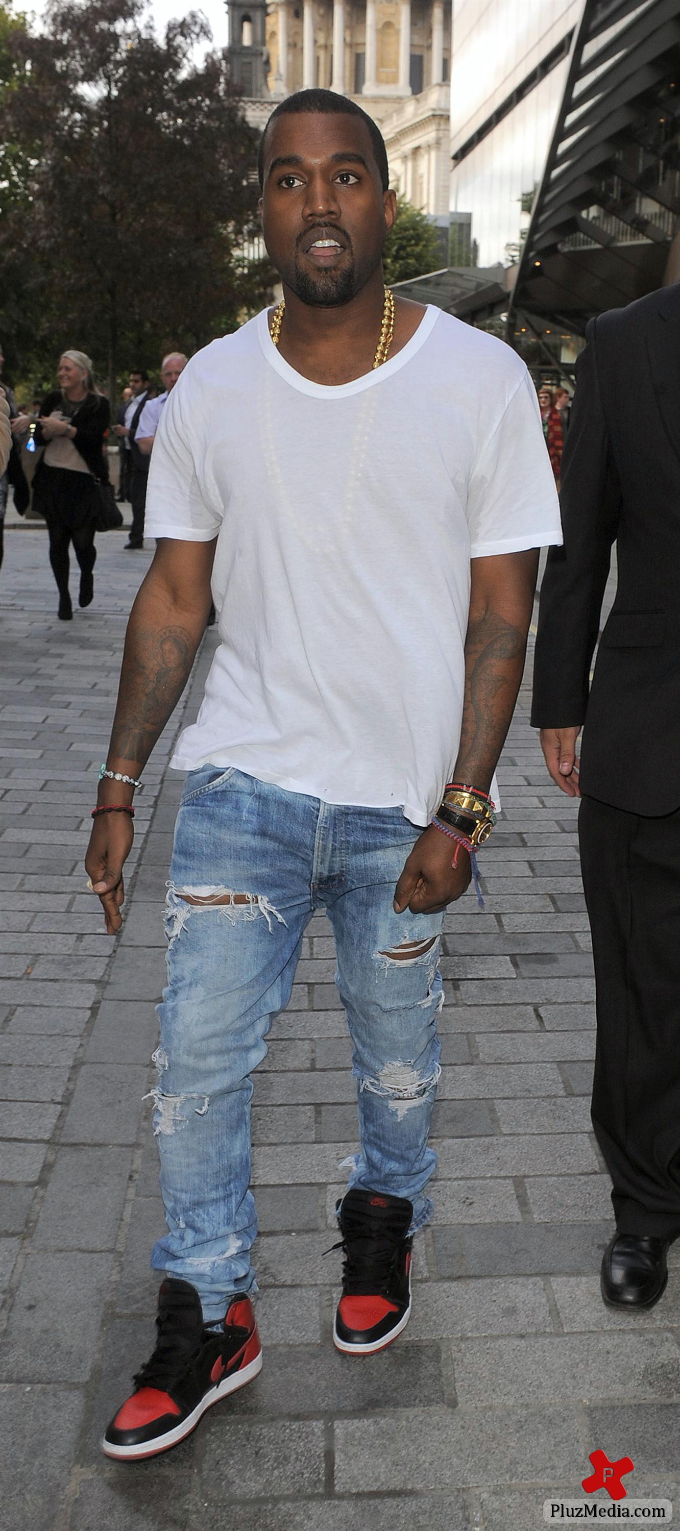 Kanye West - London Fashion Week Spring Summer 2012 - Christopher Kane - Outside | Picture 82268